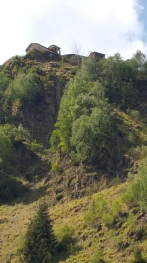 Raul Lushnu Darbaz Bed & Breakfast Mestia Bagian luar foto